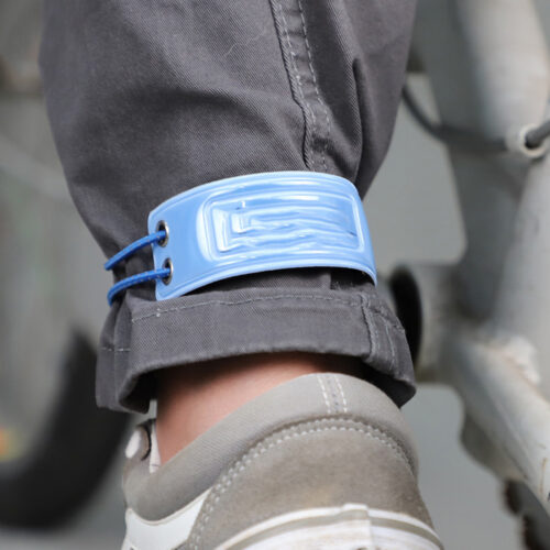 AJC039 / Reflective Arm & Leg Safety Strap Bracelet w/ Felt Backing - Reflective Bands7 - 4colorlife.com
